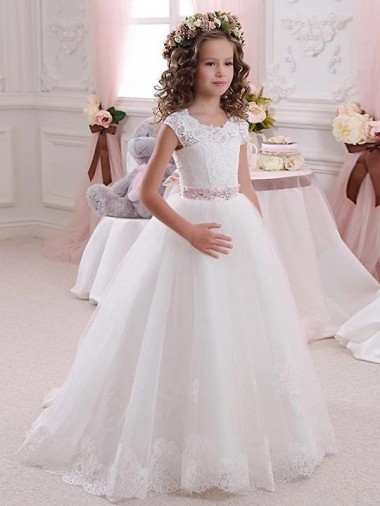 Best Mila Gowns Zunaira Canada