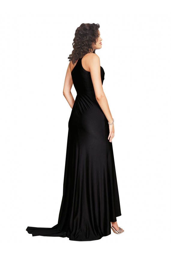 Mila Gowns Calumet