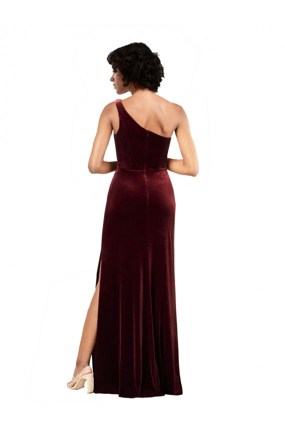 Mila Gowns Pullman